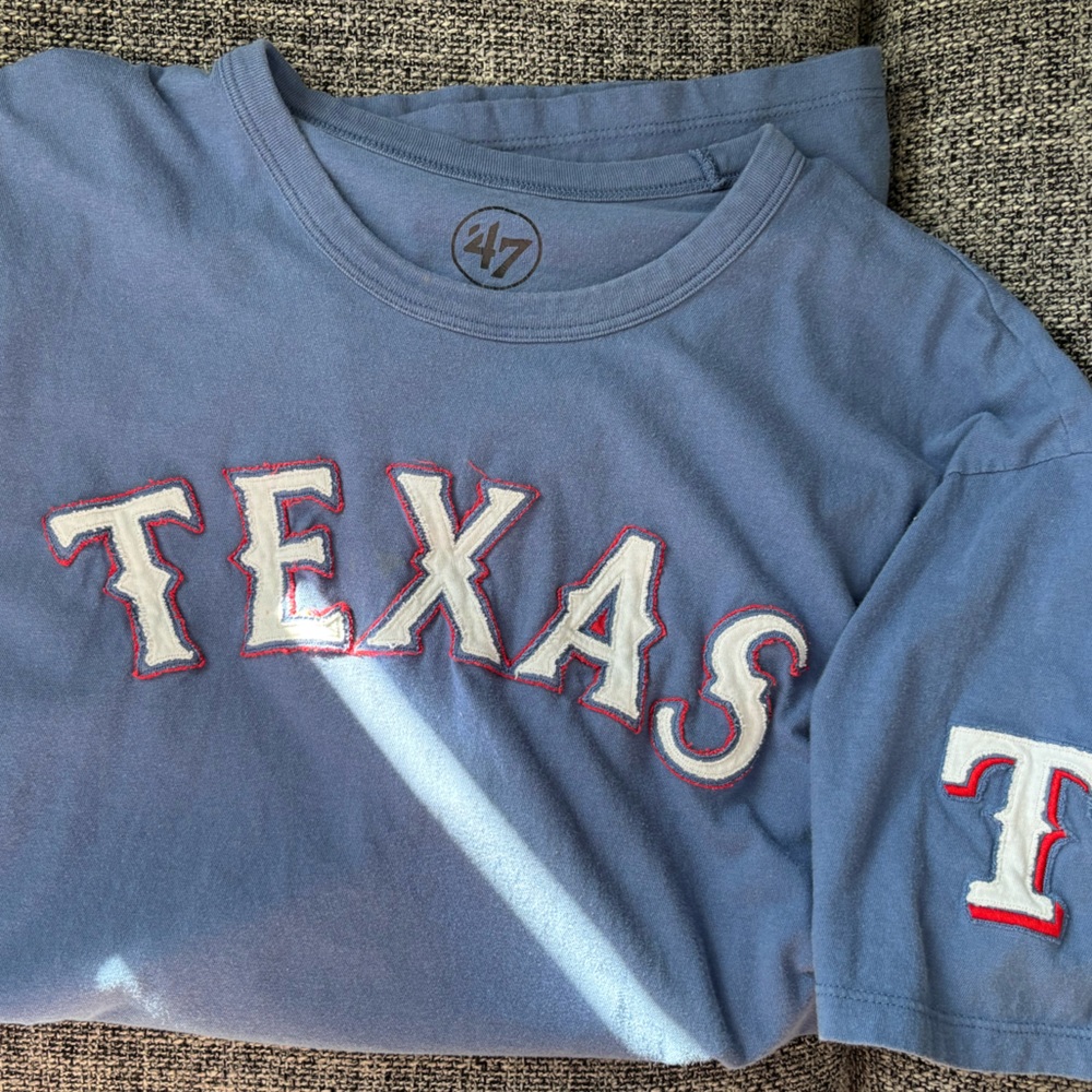 Texas Rangers XL women’s shirt